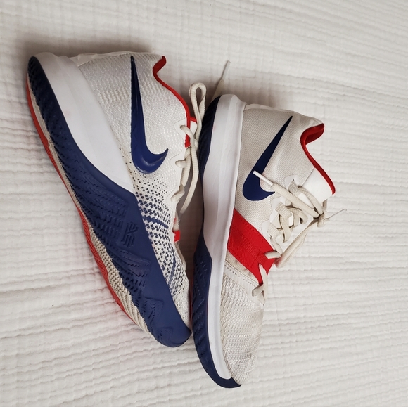 Nike Kyrie Irving Flytrap USA Basketball Shoes Men’s Size 7 Athletic Classic - Picture 14 of 15